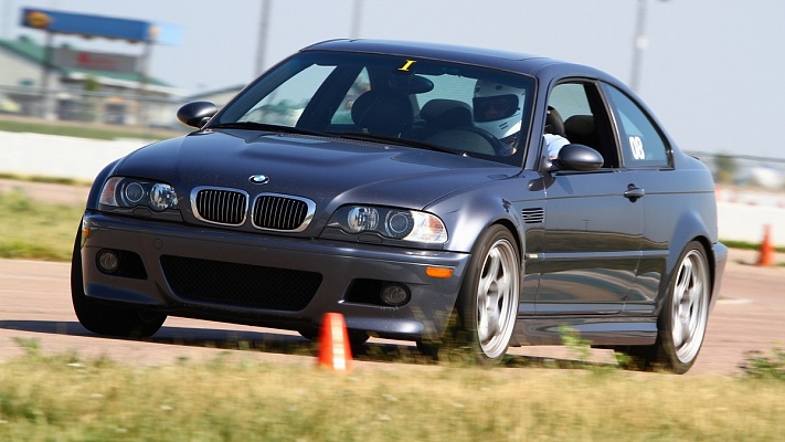 Контраварийное вождение в Омске. Ultra Подарки. Купить уроки контраварийного вождения в Омске. Научитесь водить машину в любых условиях! Сервис UltraPodarki.ru 8 800 505 95 30. Контраварийное вождение Омск, контраварийное вождение, экстремальное вождение Омск, экстремальное вождение, обучение вождению Омск, обучение вождению, вождение Омск, вождение,  курс вождения Омск, курс вождения, курсы экстремальное вождения Омск, курсы экстремального вождения, обучение в автошколе Омск, обучение в автошколе