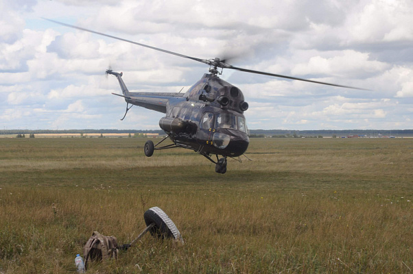 Полёт на вертолете в Омске. Ultra Подарки. Полёт на вертолете в Омске. Попробуйте полёт на вертолете. Сервис: UltraPodarki.ru 8 800 505 95 30. Полёт на вертолете, вертолет Омск, экскурсия на вертолете Омск, купить вертолет Омск