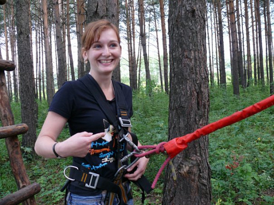 Роупджампинг - прыжки с верёвкой в Омске. Подарочные сертификаты Ultra Подарки. Роупджампинг в Омске - Экстремальный оригинальный подарок или подарочный сертификат на Роупджампинг - прыжки с верёвкой. Сервис UltraPodarki.ru 8-800-505-95-30. роупджампинг Омск, прыжок веревка Омск, роупджампинг, прыжок веревка, прыжок с веревкой, Подарок, подарочный сертификат, экстрим, экстремальный подарок