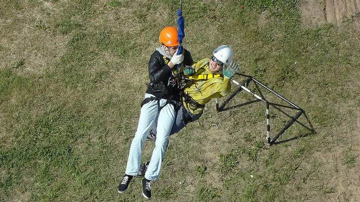 Роупджампинг - прыжки с верёвкой в Омске. Подарочные сертификаты Ultra Подарки. Роупджампинг в Омске - Экстремальный оригинальный подарок или подарочный сертификат на Роупджампинг - прыжки с верёвкой. Сервис UltraPodarki.ru 8-800-505-95-30. роупджампинг Омск, прыжок веревка Омск, роупджампинг, прыжок веревка, прыжок с веревкой, Подарок, подарочный сертификат, экстрим, экстремальный подарок
