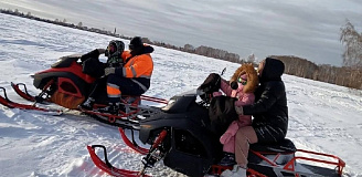 Катание на снегоходах Катание на снегоходах
