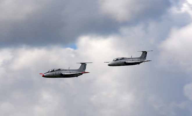 Полет на самолете в Омске. Ultra Подарки. Купить полёт на самолёте в Омске. Испытайте невероятные ощущения от прогулки на самолёте или порадуйте своих близких подарив сертификат на полет в подарок. Сервис UltraPodarki.ru 8 800 505 95 30. полёт на самолёте, сертификат на полёт, цены самолёт, полёт в подарок, реальный полёт, реальный полёт на самолёте, купить полёт Омск, полёт на самолёте Омск, сертификат на полёт Омск, цены полёт Омск