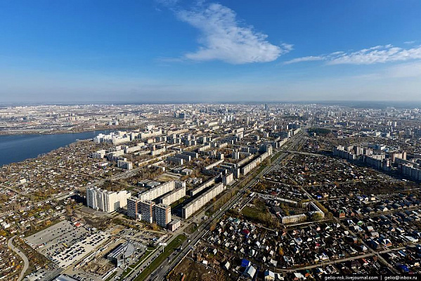 Полёт на вертолете в Омске. Ultra Подарки. Полёт на вертолете в Омске. Попробуйте полёт на вертолете. Сервис: UltraPodarki.ru 8 800 505 95 30. Полёт на вертолете, вертолет Омск, экскурсия на вертолете Омск, купить вертолет Омск