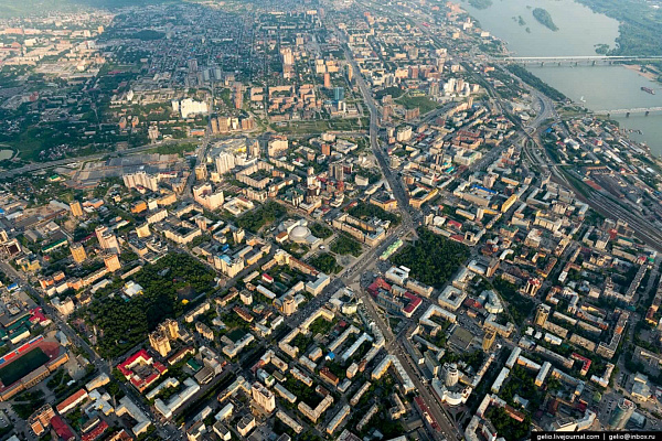 Полёт на вертолете в Омске. Ultra Подарки. Полёт на вертолете в Омске. Попробуйте полёт на вертолете. Сервис: UltraPodarki.ru 8 800 505 95 30. Полёт на вертолете, вертолет Омск, экскурсия на вертолете Омск, купить вертолет Омск