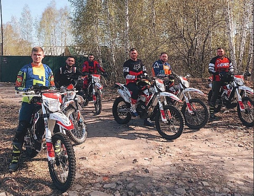 Катание на мотоцикле в Омске. ULTRA ПОДАРКИ. Купить катание на мотоцикле в Омске. Попробовав езду на мотоциклах, вы получите порцию адреналина и невероятные эмоции. Сервис: UltraPodarki.ru 8 800 505 95 30.. Катание на мотоцикле в Омске, прокат мотоциклов Омск, катание на мотоциклах, прокат мотоцикла, езда на мотоцикле Омск, езда на мотоцикле, мотопрогулка Омск, мотопрогулка, поездки на байке, личный мотоцикл, катание на мотоцикле, мотоциклетный шлем, увлечение поездками на мотоцикле, пристрастие к мотоциклам, сертификат на поездку на мотоцикле, прокатиться на мотоцикле, мото-транспорт, мото-треки, мото-поездки, езда на мотоцикле в Омске, катание на мотоцикле в Омске, мотоклуб в Омске
