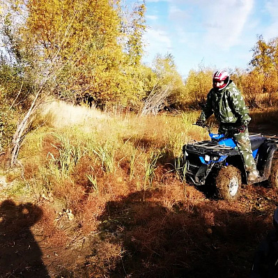 Катание на квадроциклах в Омске. Сервис Ultra Подарки. Подарочный сертификат на катание на квадроциклах в Омске. Закажите катание на квадроциклах недорого и наслаждайтесь активным отдыхом с друзьями. Выбирайте живописные маршруты для езды на квадроциклах. Сервис UltraPodarki.ru 8800-505-9530. Катание на квадроциклах, Прокат квадроциклов, езда на квадроцикле, прокат квадроциклов Омск, катание на квадроциклах Омск, Катание на квадроциклах зимой, Катание на квадроциклах летом, Сертификат на катание на квадроциклах 

